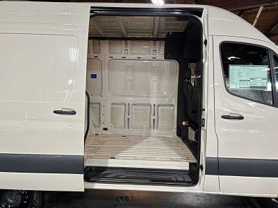 2026 Mercedes-Benz Sprinter 2500 Standard Roof I4 Diesel HO 144" AWD