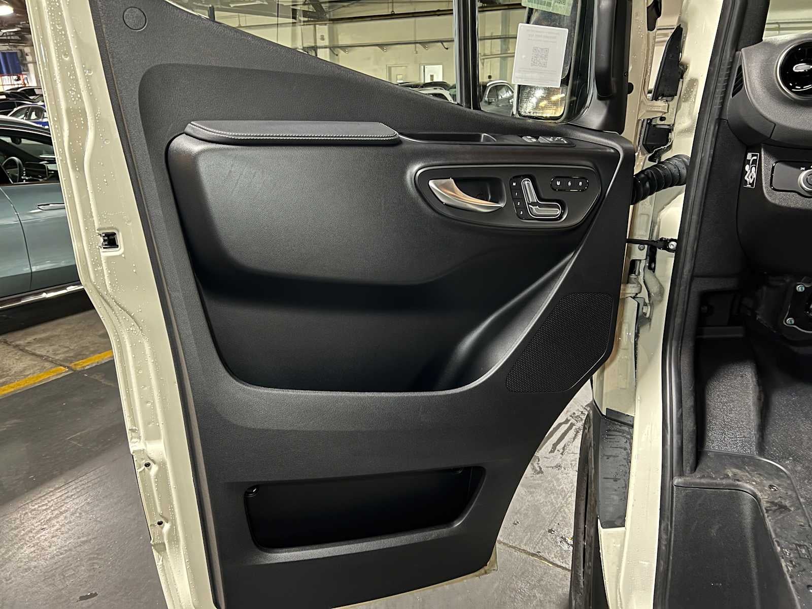 2026 Mercedes-Benz Sprinter 2500 Standard Roof I4 Diesel HO 144" AWD