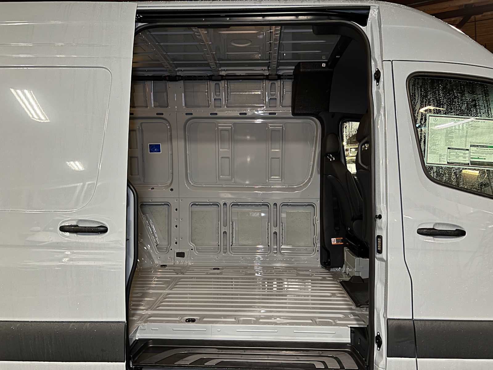 2026 Mercedes-Benz Sprinter 2500 Standard Roof I4 Diesel HO 144" AWD