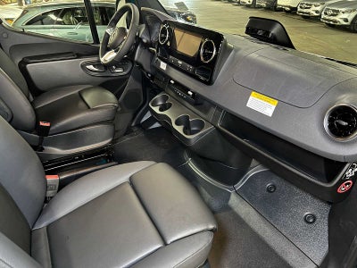 2026 Mercedes-Benz Sprinter 2500 Standard Roof I4 Diesel HO 144" AWD