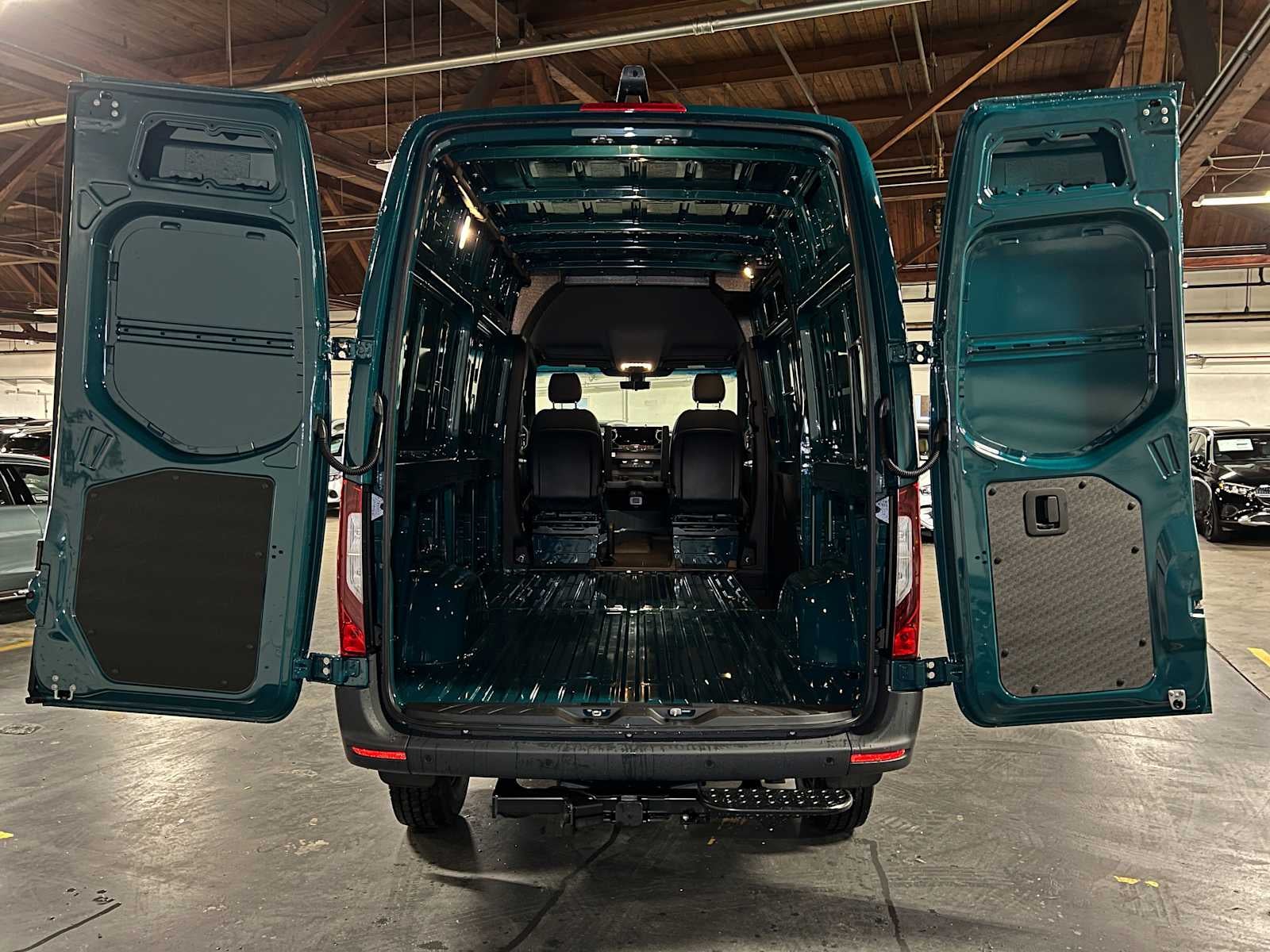 2026 Mercedes-Benz Sprinter 2500 Standard Roof I4 Diesel HO 144" AWD