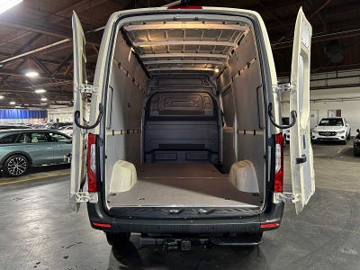 2025 Mercedes-Benz Sprinter 2500 Standard Roof I4 Diesel HO 144" AWD