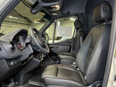 2025 Mercedes-Benz Sprinter 2500 Standard Roof I4 Diesel HO 144" AWD