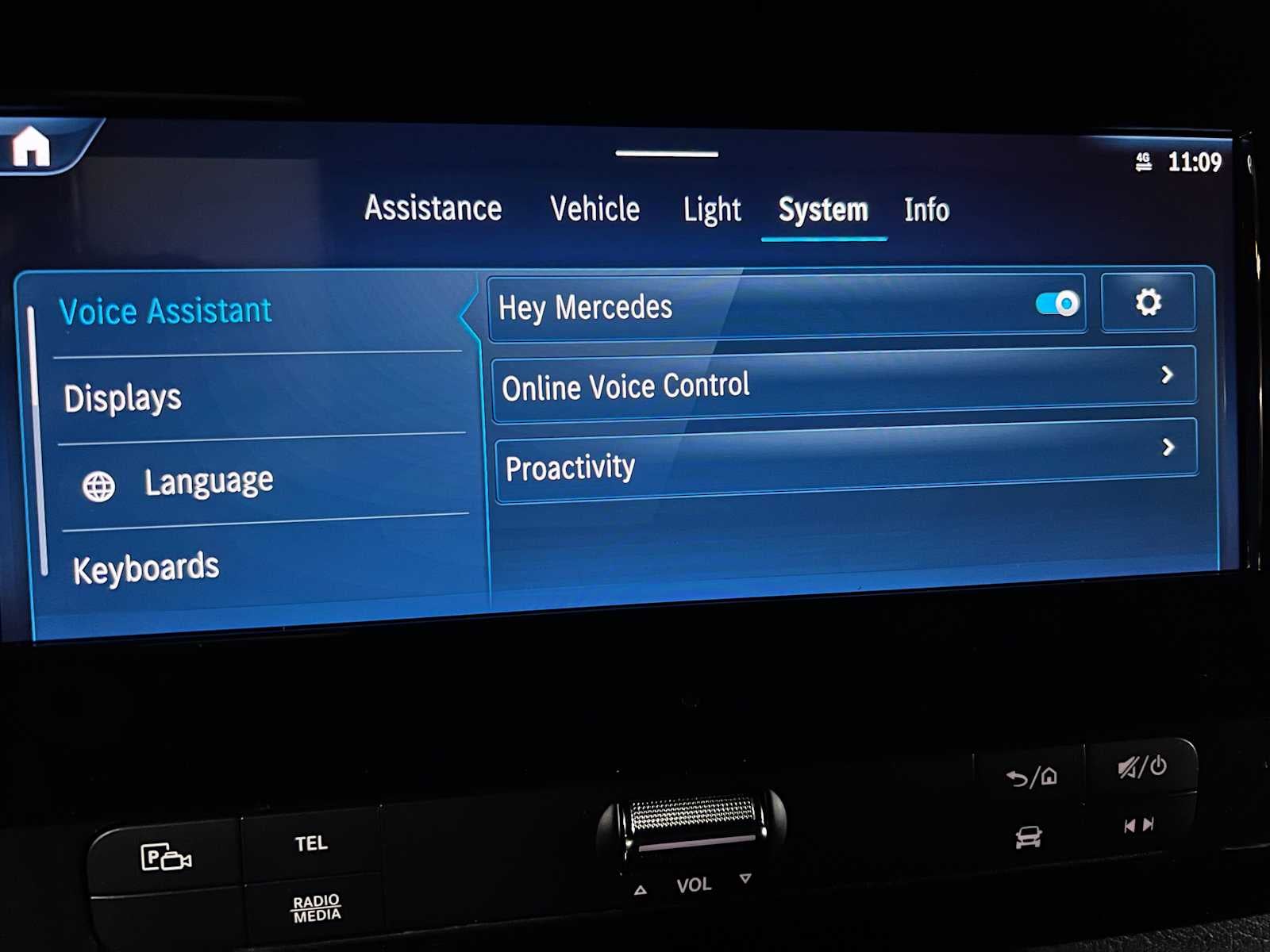 2026 Mercedes-Benz Sprinter 2500 Standard Roof I4 Diesel HO 144" AWD