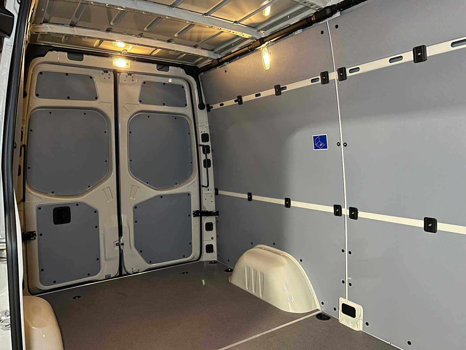 2025 Mercedes-Benz Sprinter 2500 Standard Roof I4 Diesel HO 144" AWD