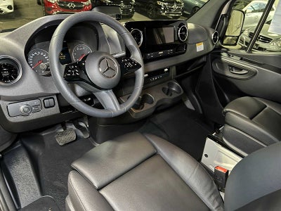 2025 Mercedes-Benz Sprinter 2500 Standard Roof I4 Diesel HO 144" AWD