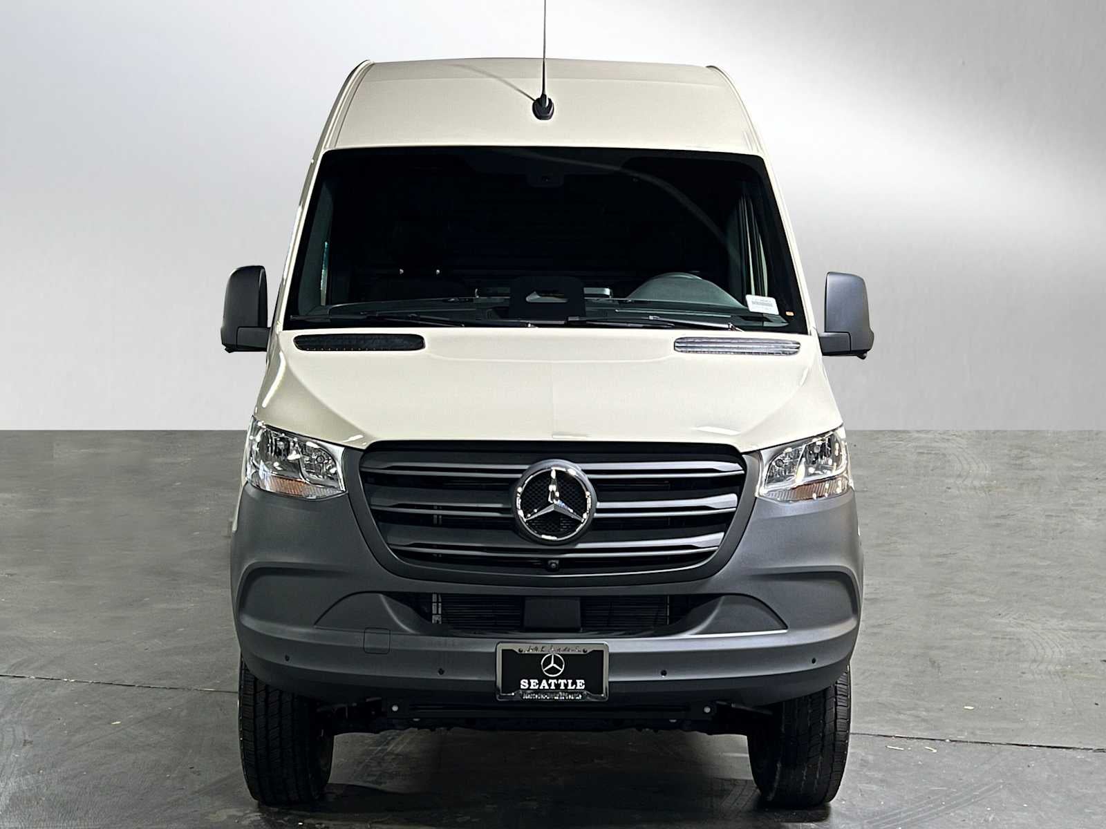 2025 Mercedes-Benz Sprinter 2500 Standard Roof I4 Diesel HO 144" AWD