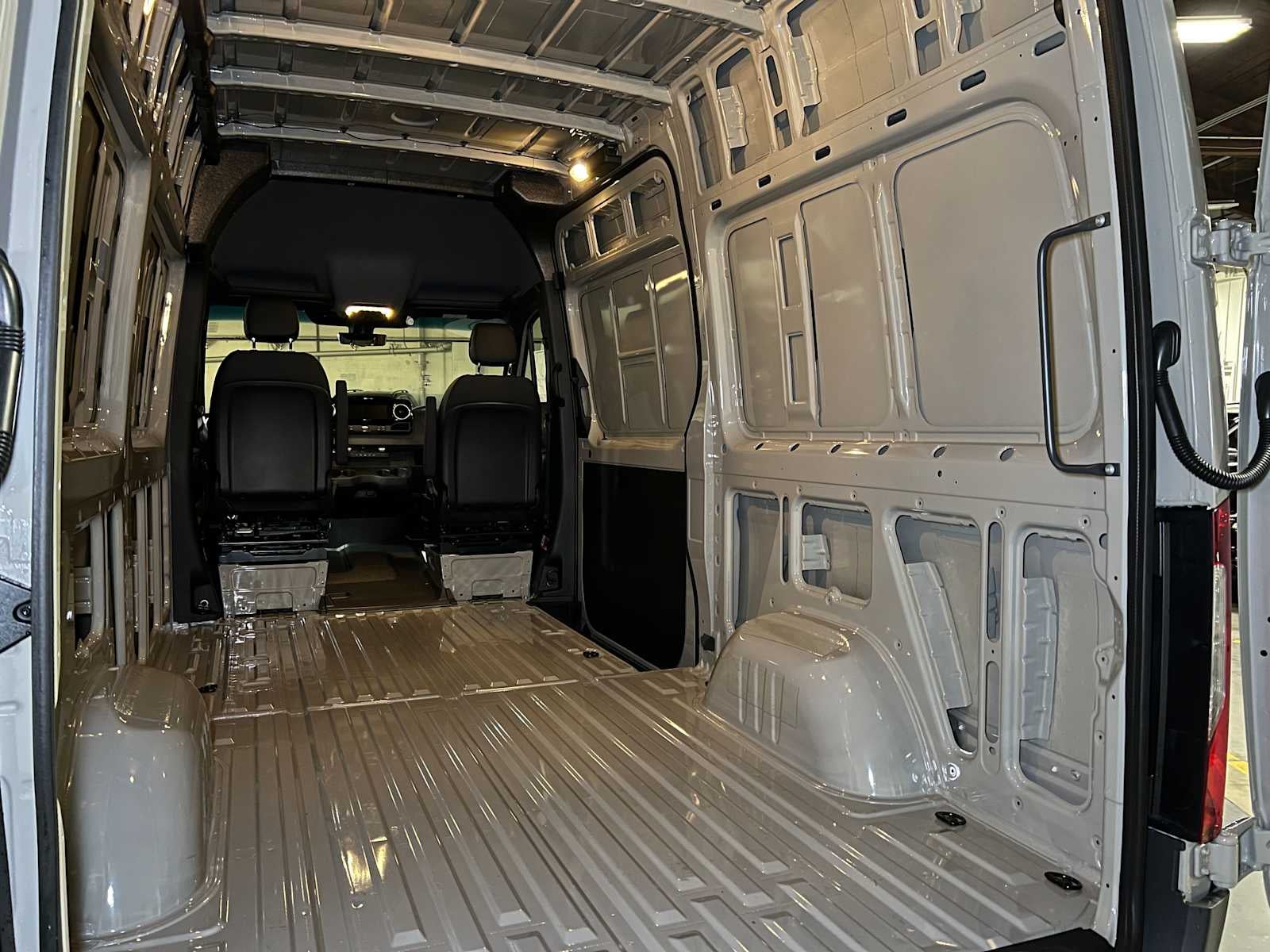 2026 Mercedes-Benz Sprinter 2500 Standard Roof I4 Diesel HO 144" AWD