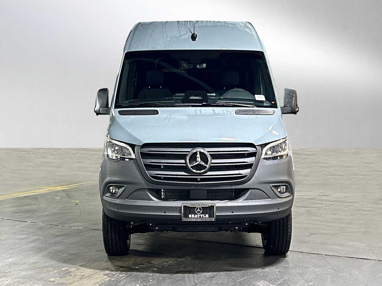 2026 Mercedes-Benz Sprinter 2500 Standard Roof I4 Diesel HO 144" AWD