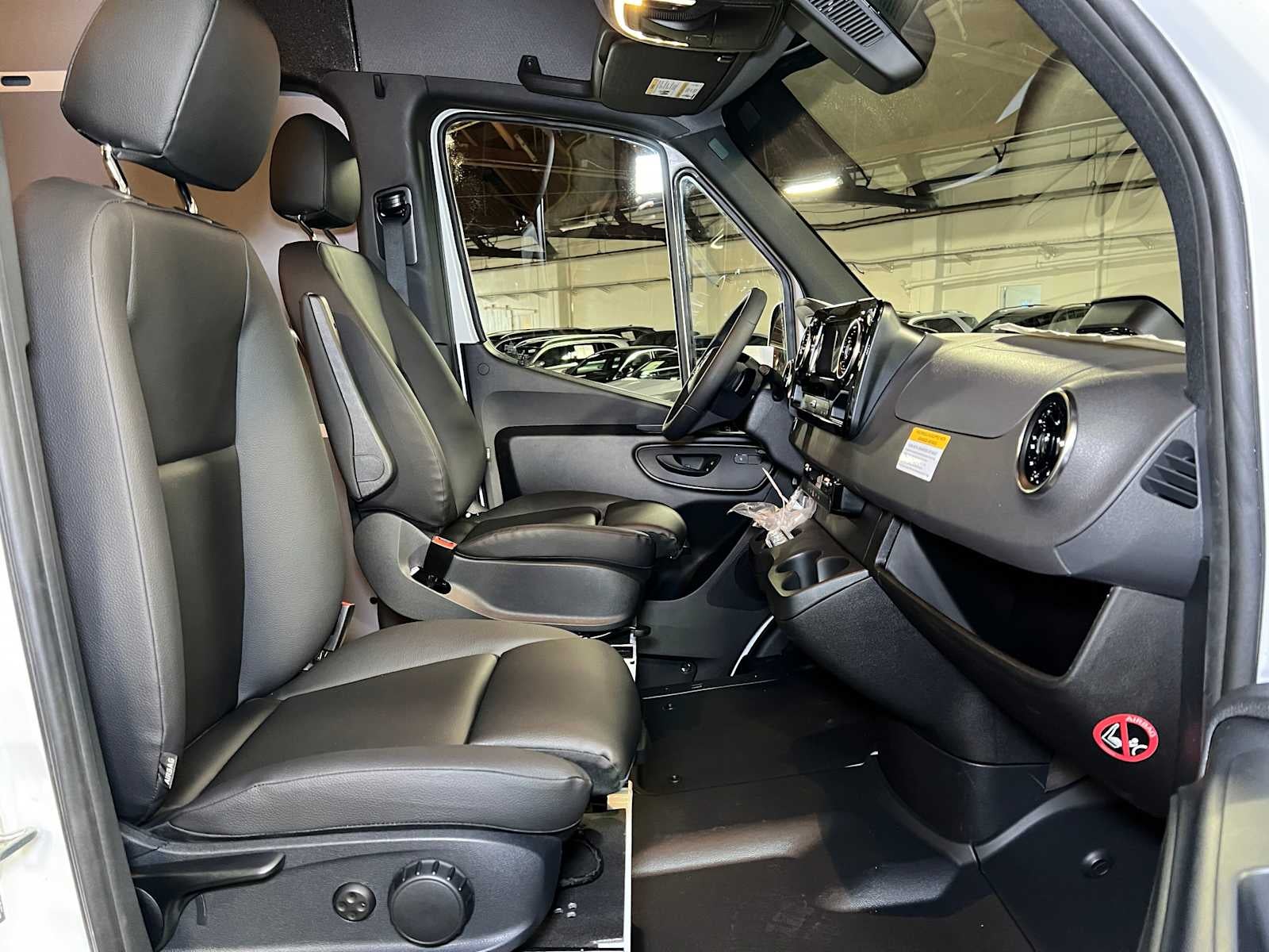 2025 Mercedes-Benz Sprinter 2500 High Roof I4 Diesel HO 170" RWD