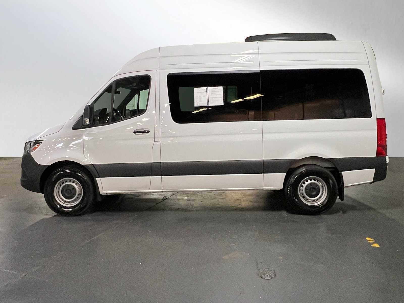 2024 Mercedes-Benz Sprinter 2500 Standard Roof I4 Diesel 144" RWD