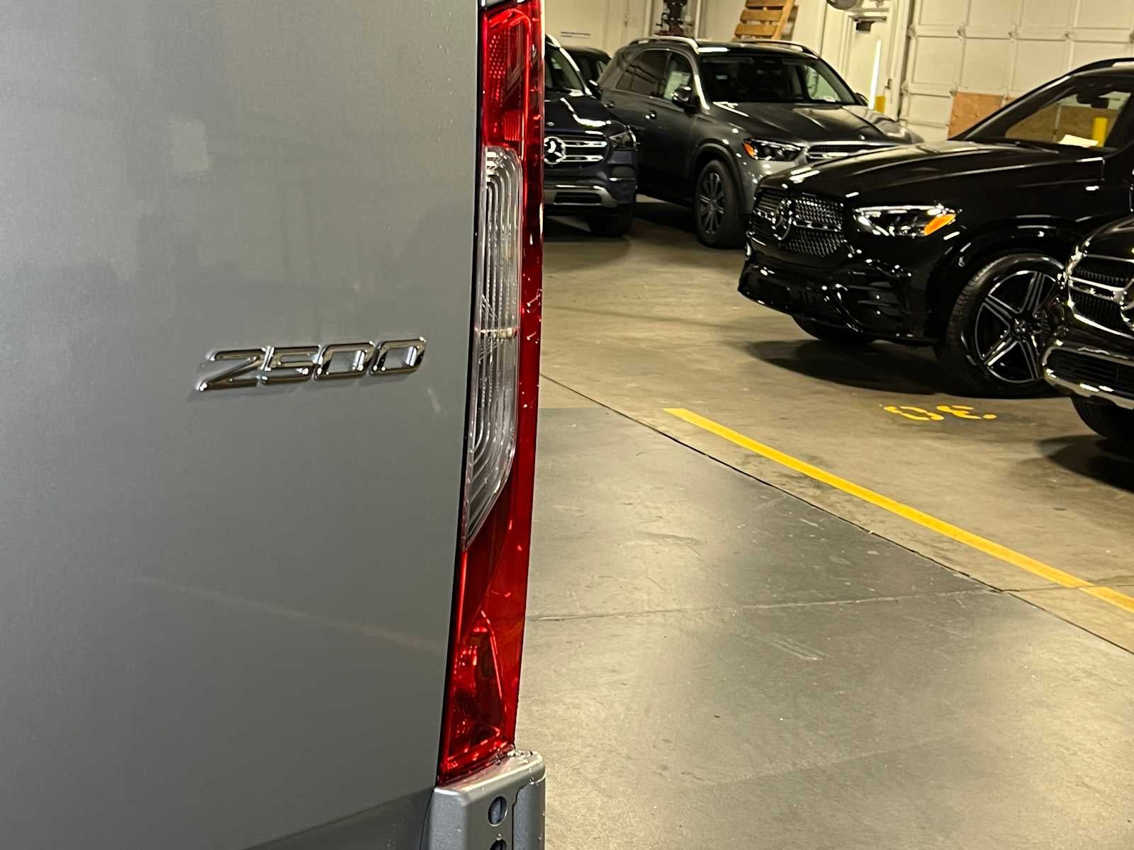 2025 Mercedes-Benz Sprinter 2500 Standard Roof I4 Diesel HO 144" RWD