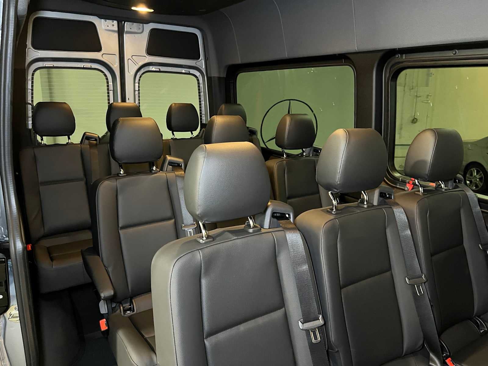 2025 Mercedes-Benz Sprinter 2500 Standard Roof I4 Diesel HO 144" RWD