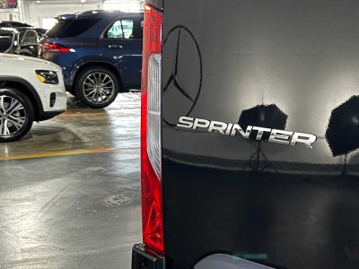 2025 Mercedes-Benz Sprinter 2500 Standard Roof I4 Diesel HO 144" RWD