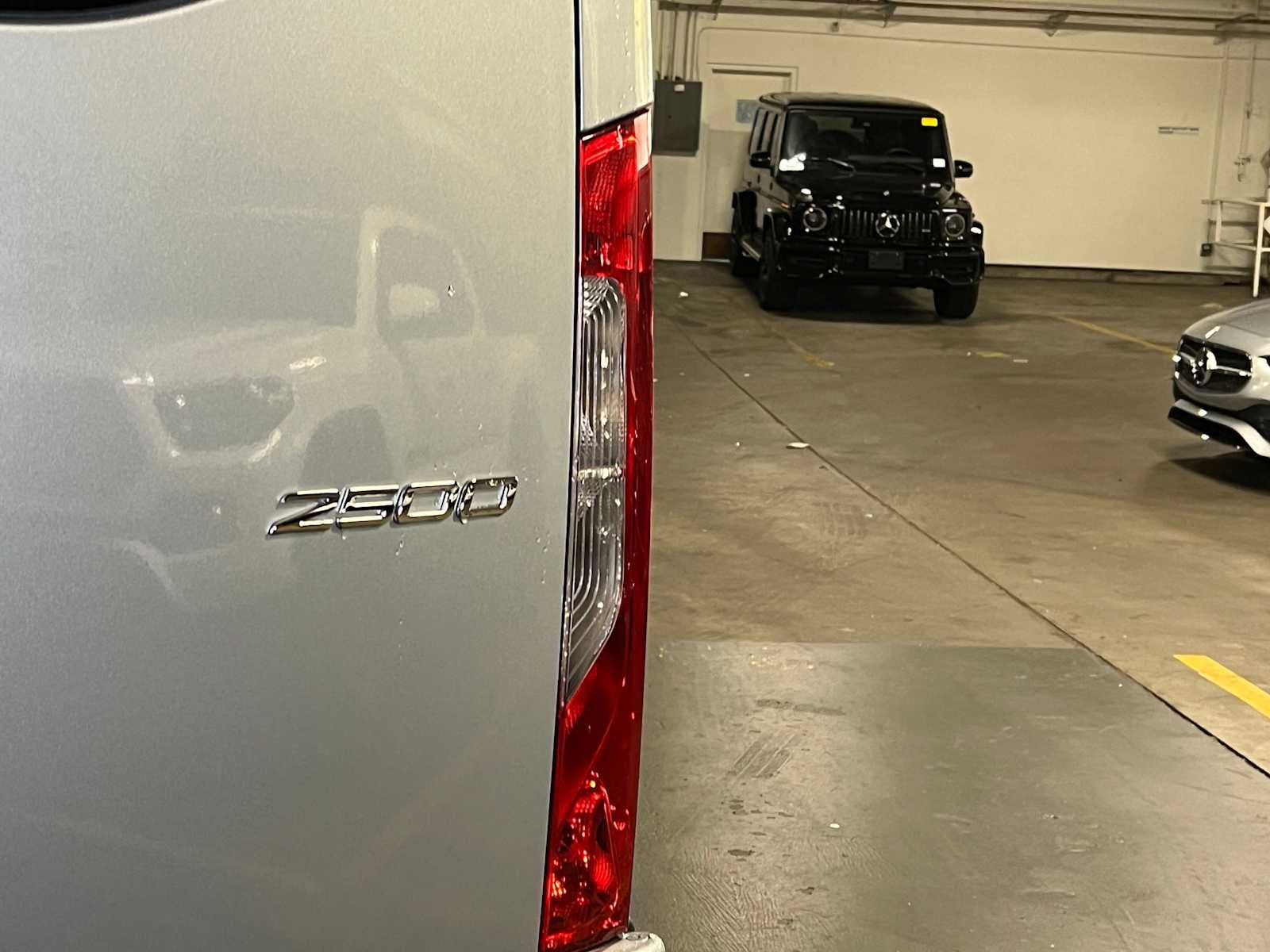 2025 Mercedes-Benz Sprinter 2500 Standard Roof I4 Diesel HO 144" RWD