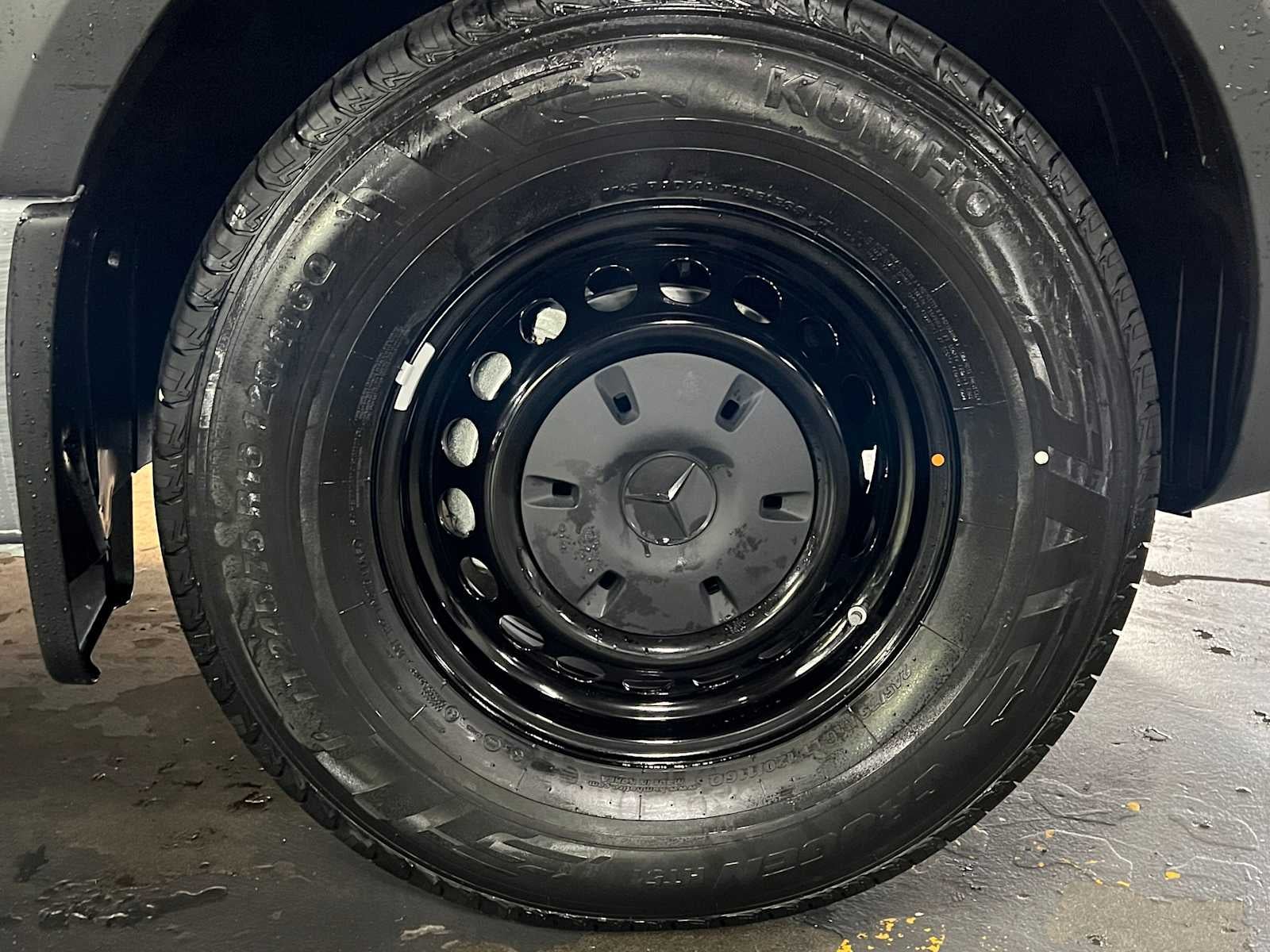 2025 Mercedes-Benz Sprinter 2500 Standard Roof I4 Diesel HO 144" RWD