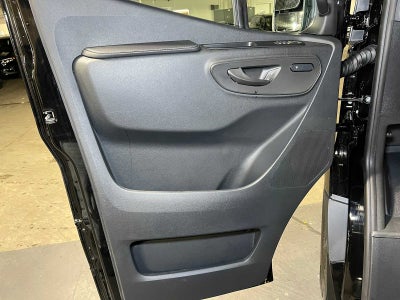 2025 Mercedes-Benz Sprinter 2500 Standard Roof I4 Diesel HO 144" RWD
