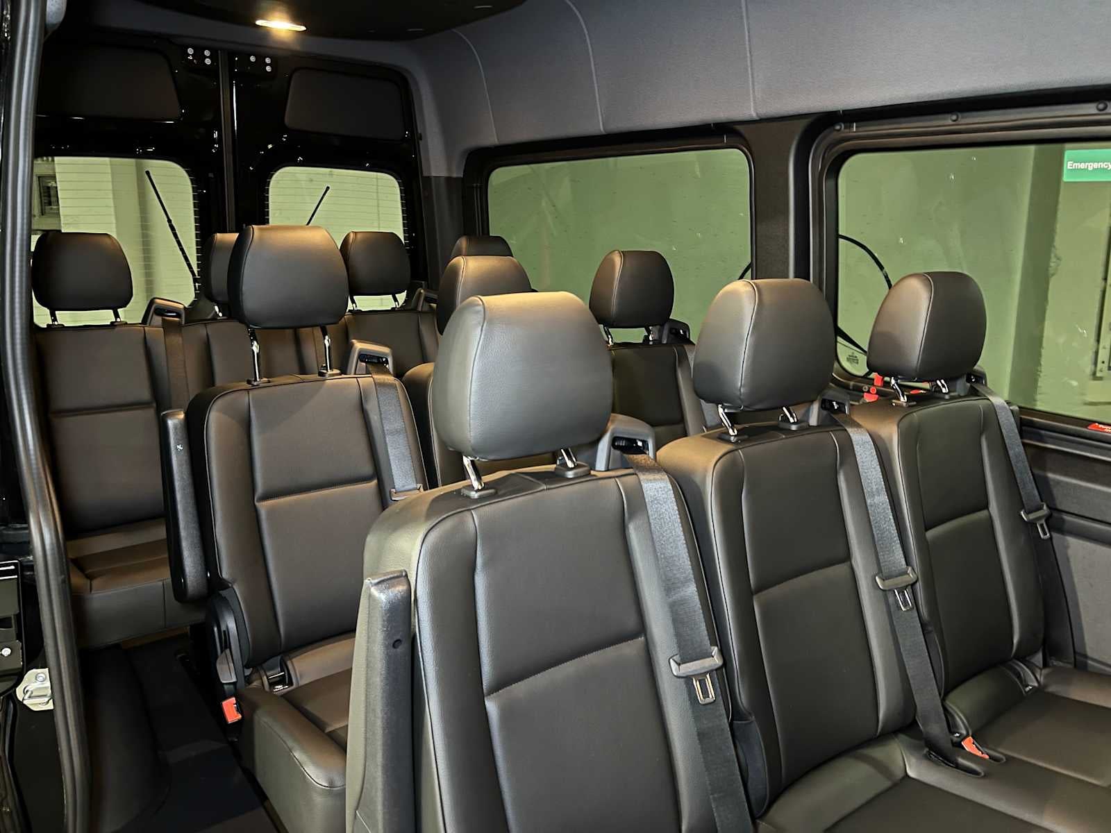 2025 Mercedes-Benz Sprinter 2500 Standard Roof I4 Diesel HO 144" RWD