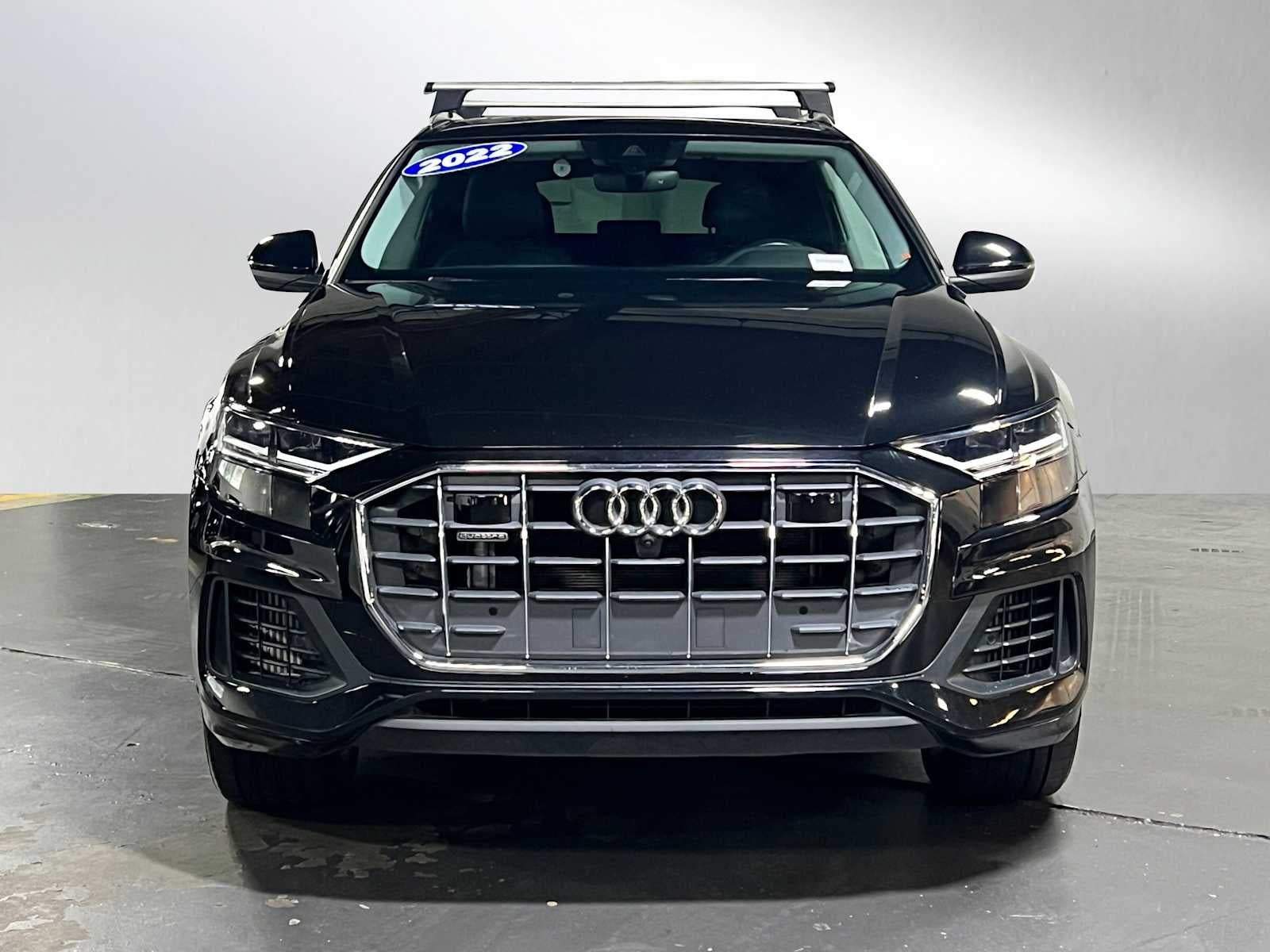 2022 Audi Q8 Premium Plus