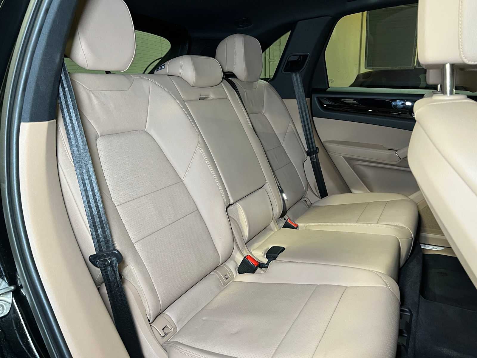 2023 Porsche Cayenne AWD