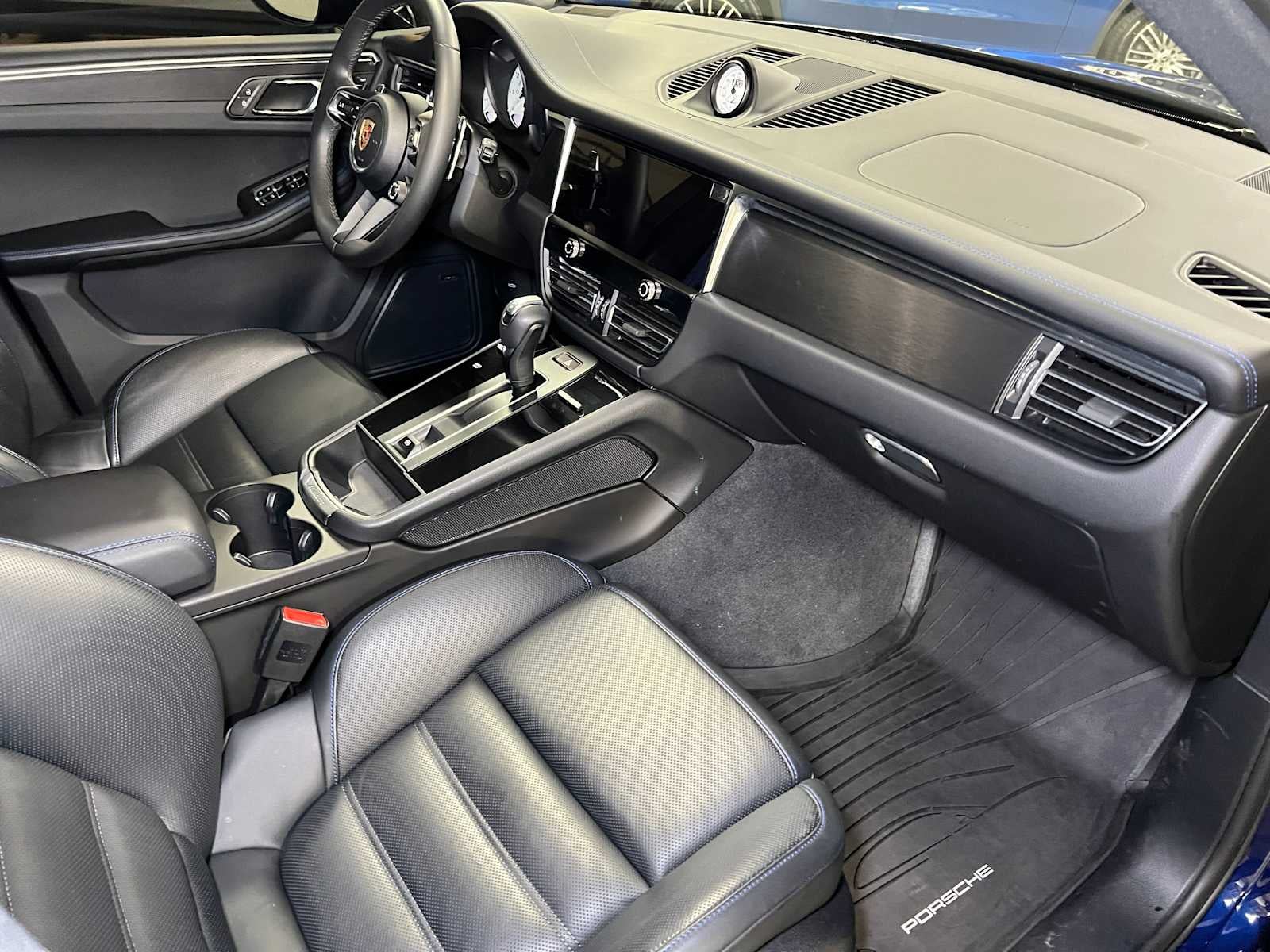 2024 Porsche Macan GTS