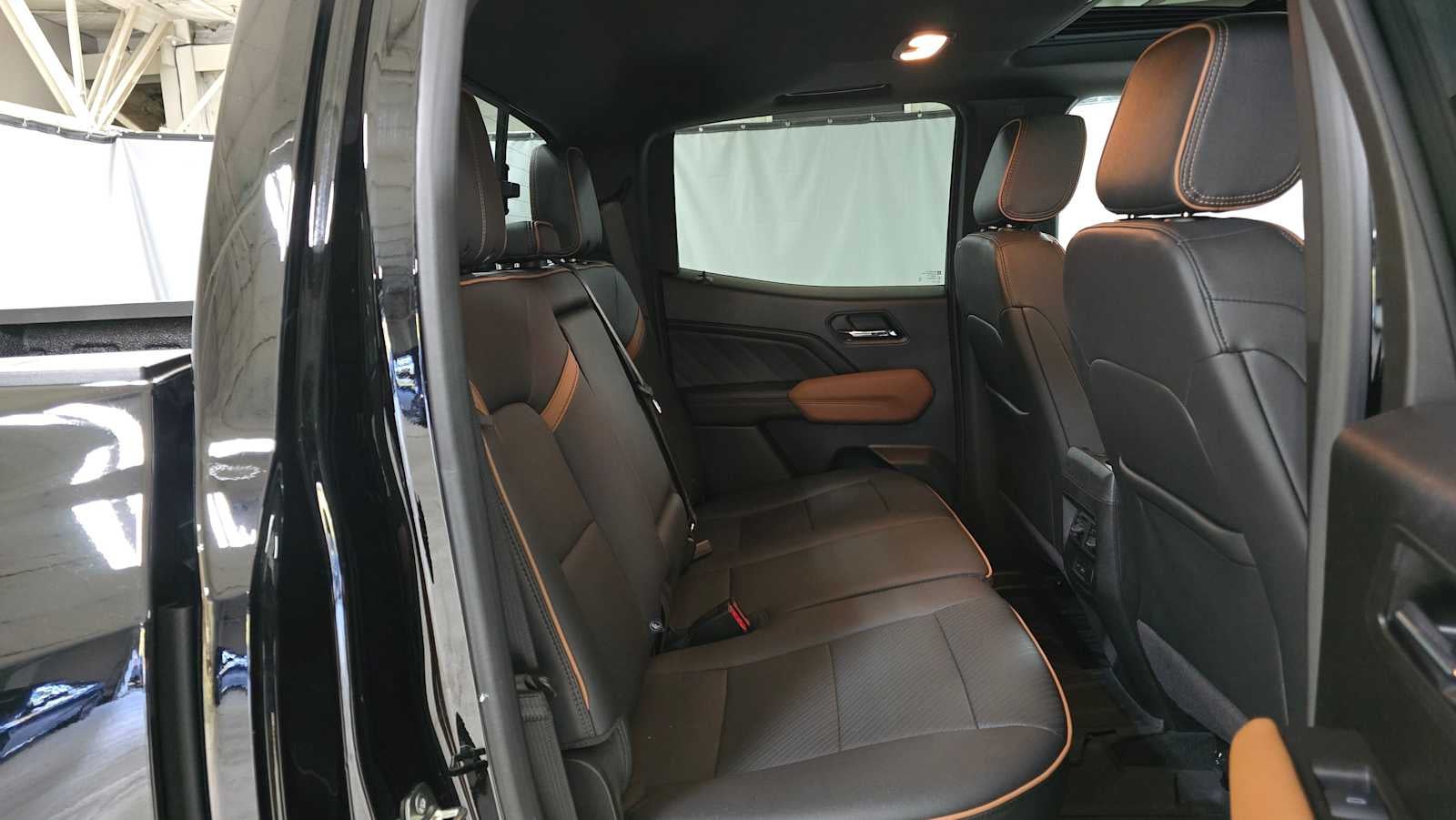 2024 GMC Canyon 4WD AT4