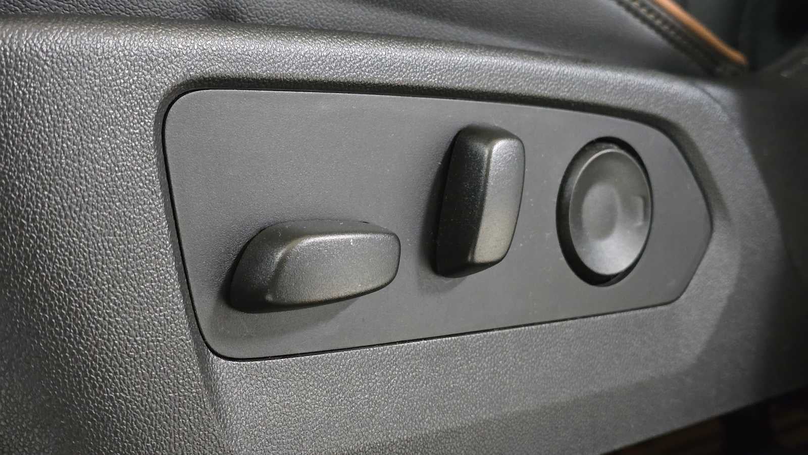 2024 GMC Canyon 4WD AT4