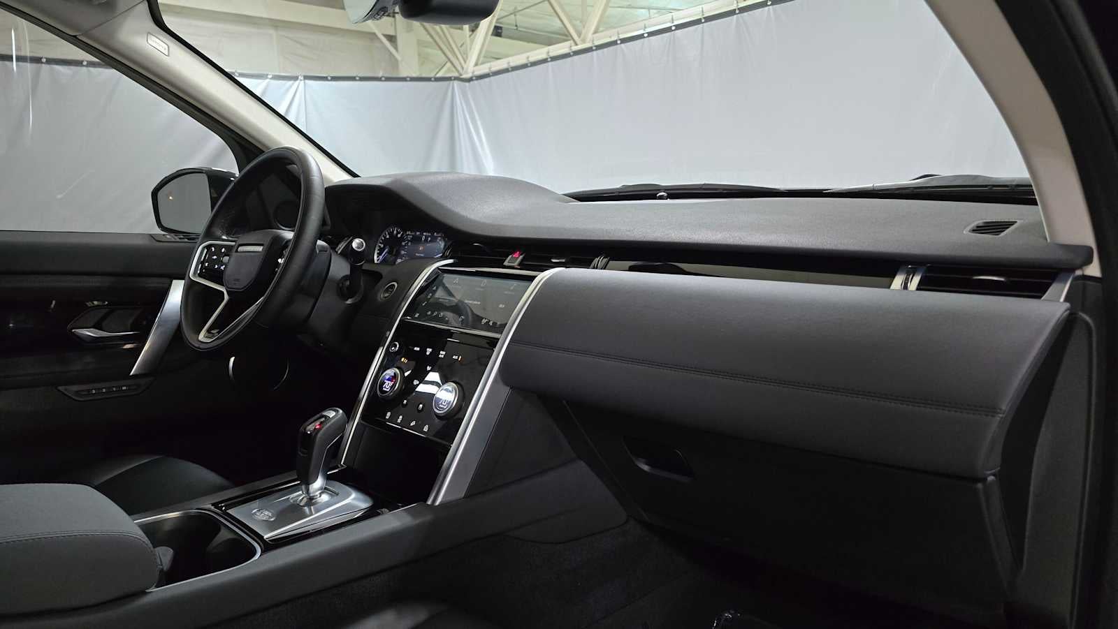 2023 Land Rover Discovery Sport SE