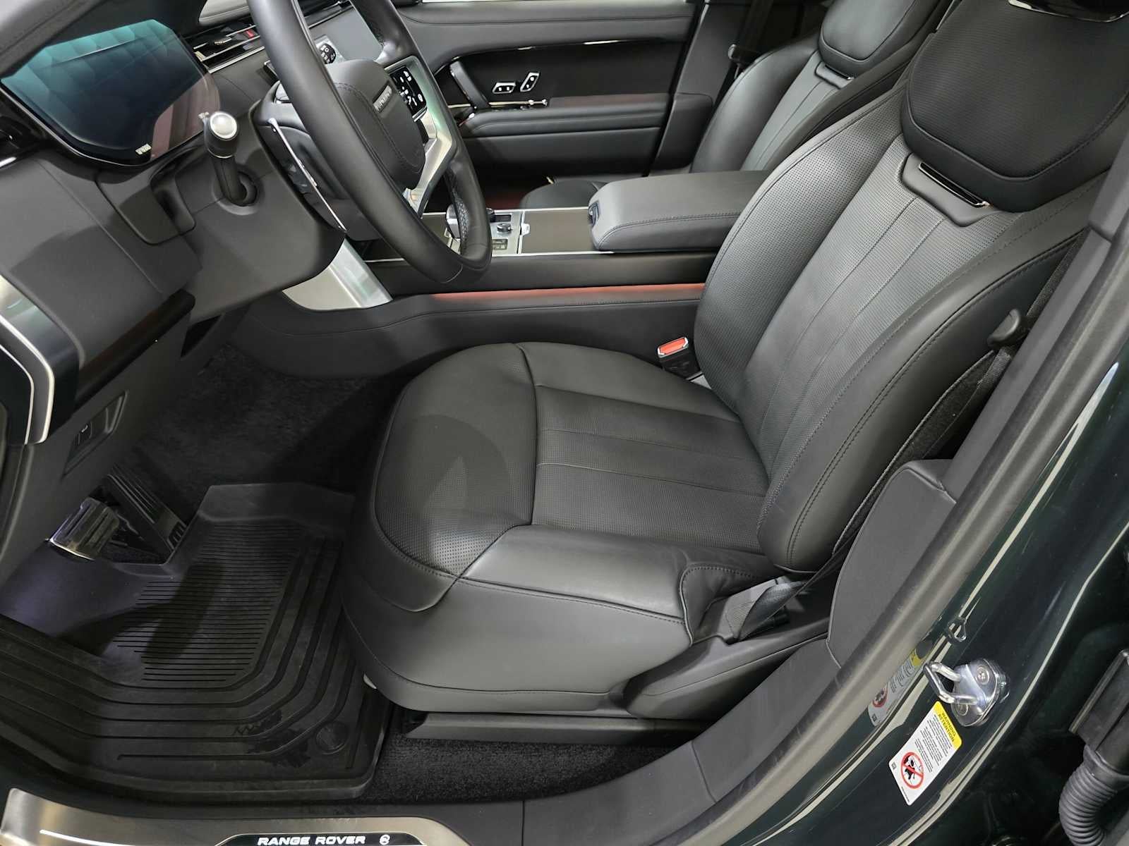 2023 Land Rover Range Rover SV