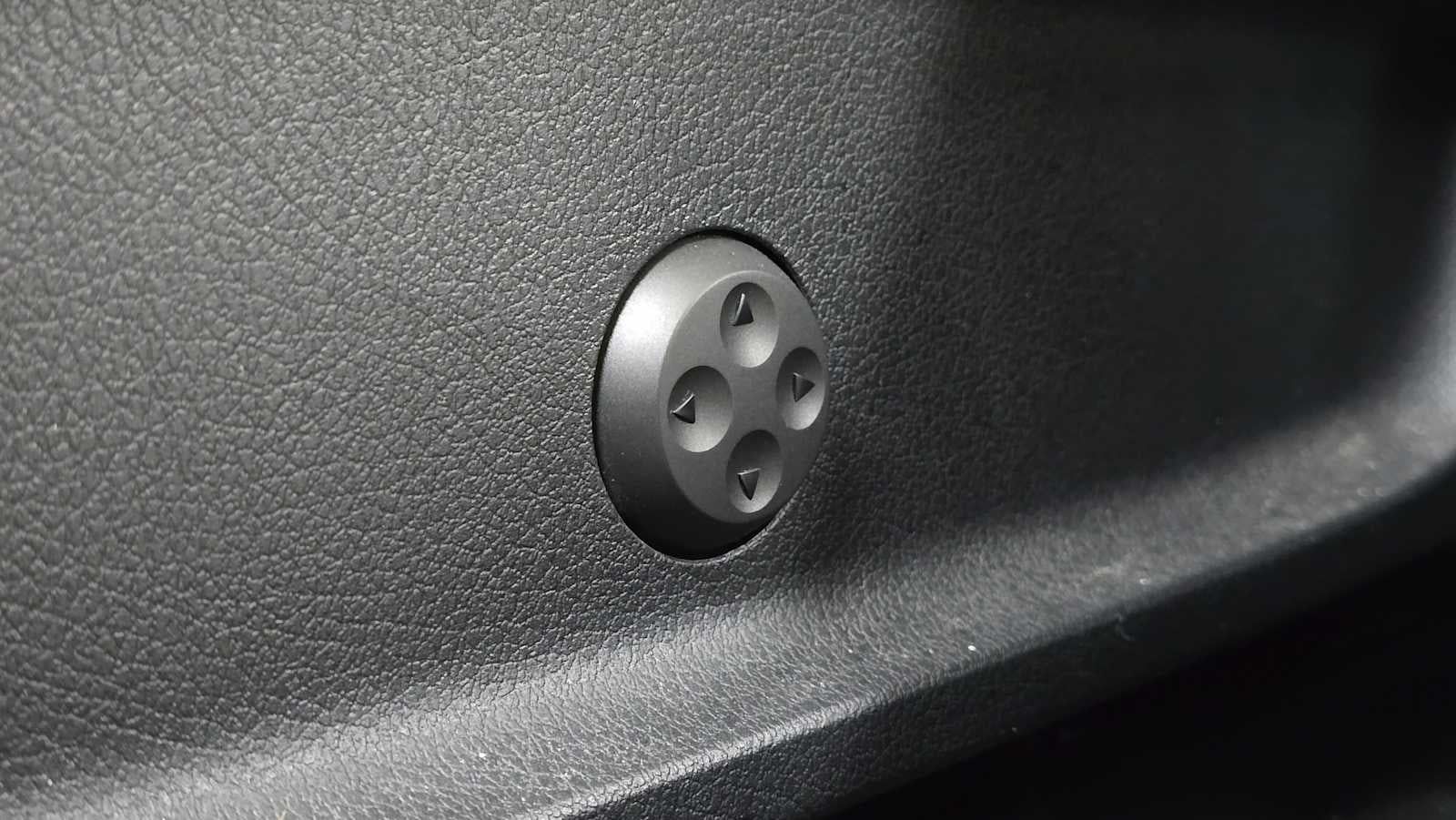 2024 Mercedes-Benz GLB GLB 250