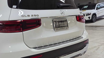 2025 Mercedes-Benz GLB GLB 250