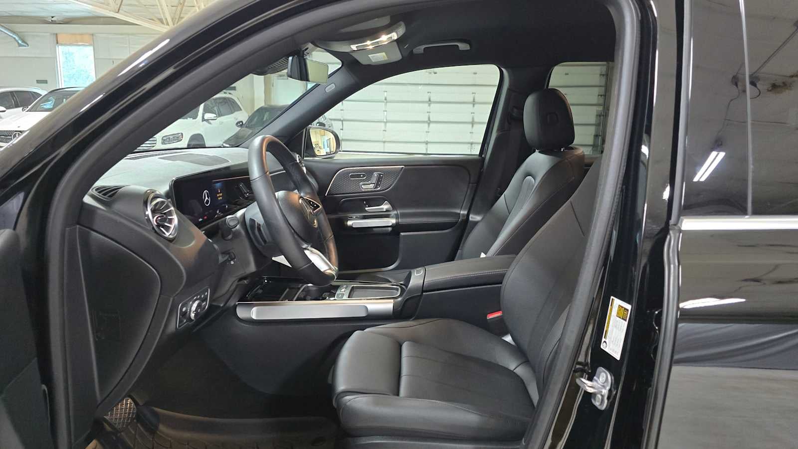 2025 Mercedes-Benz GLB GLB 250