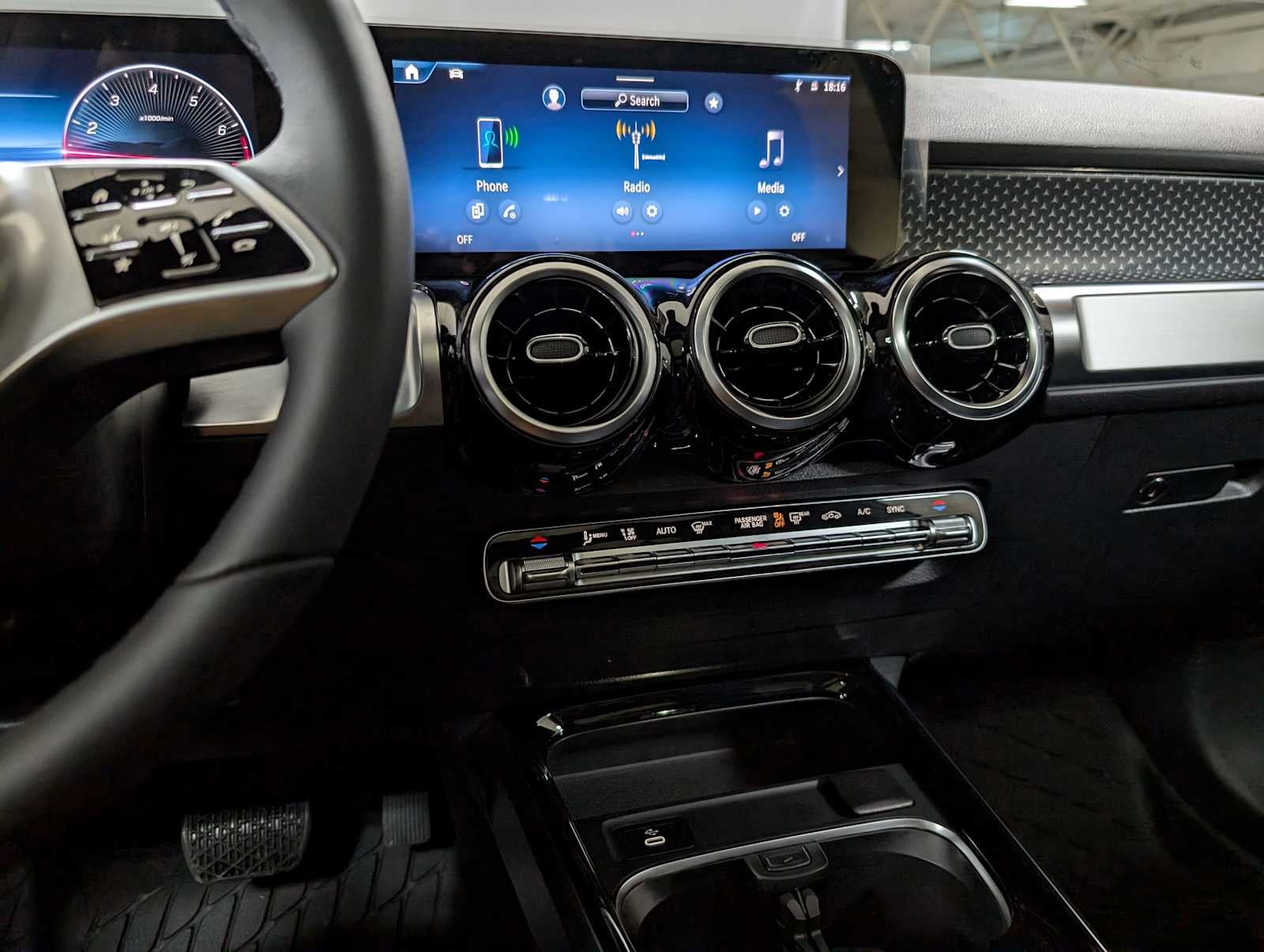 2026 Mercedes-Benz GLB GLB 250