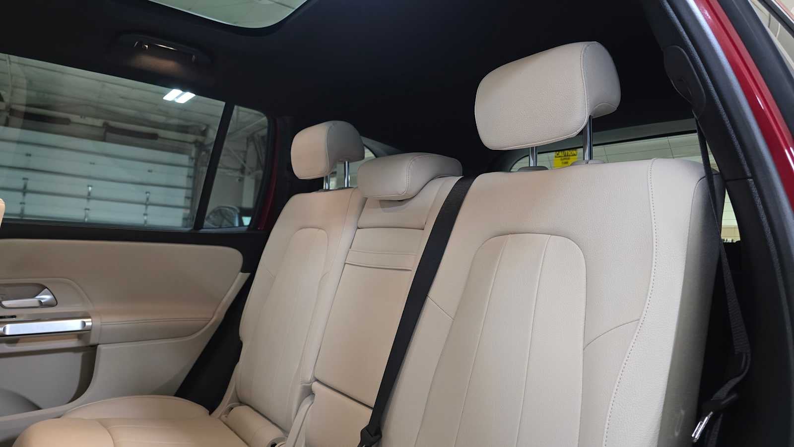 2025 Mercedes-Benz GLB GLB 250