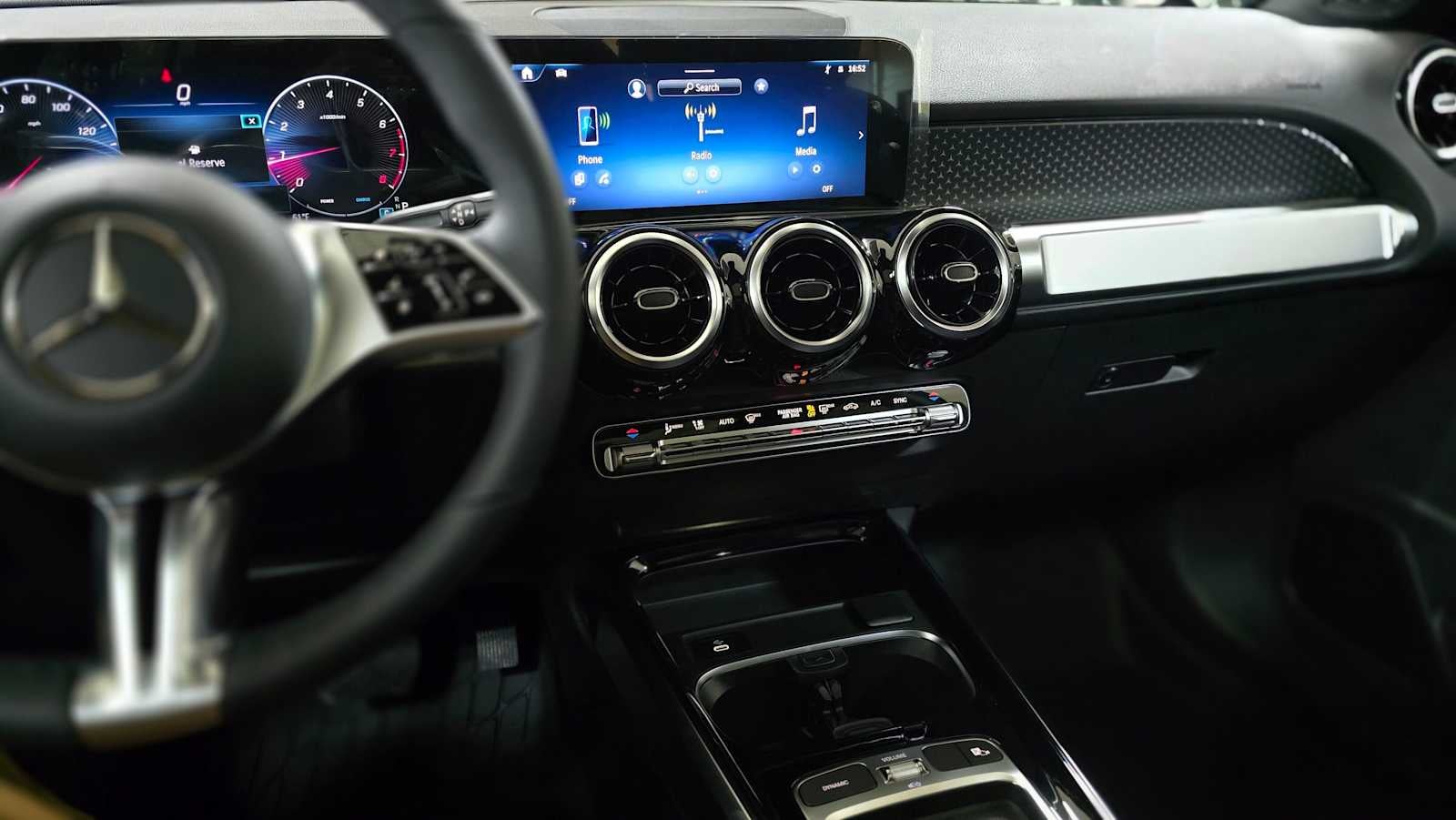 2026 Mercedes-Benz GLB GLB 250