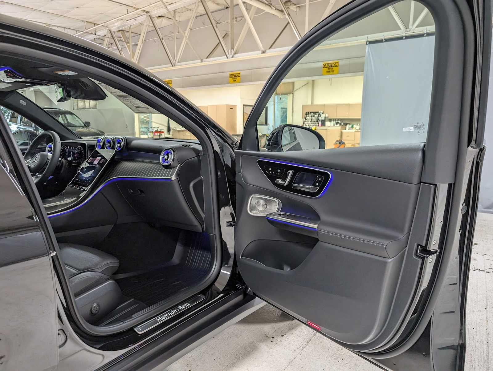 2025 Mercedes-Benz GLC GLC 300