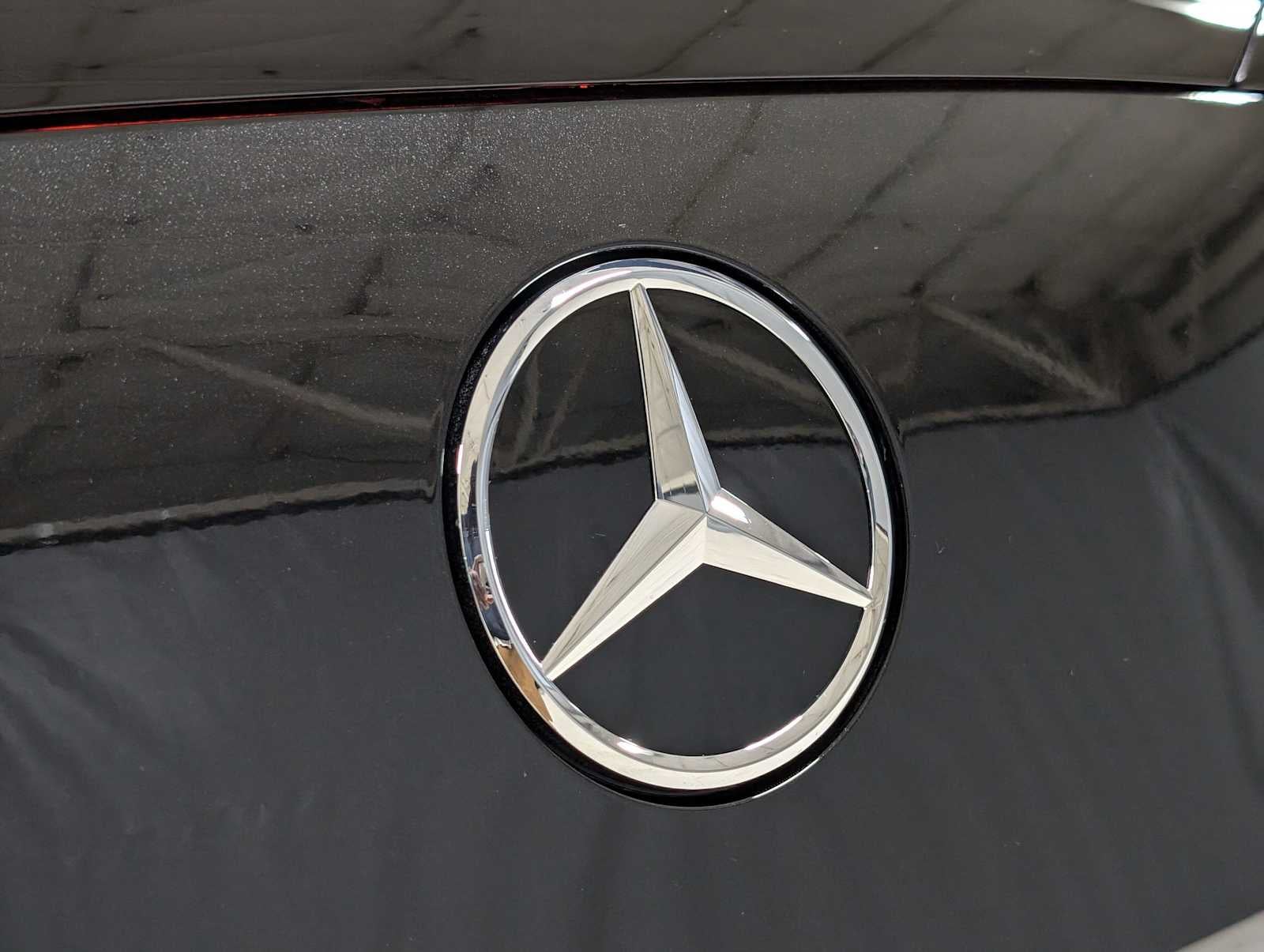 2025 Mercedes-Benz GLC GLC 300