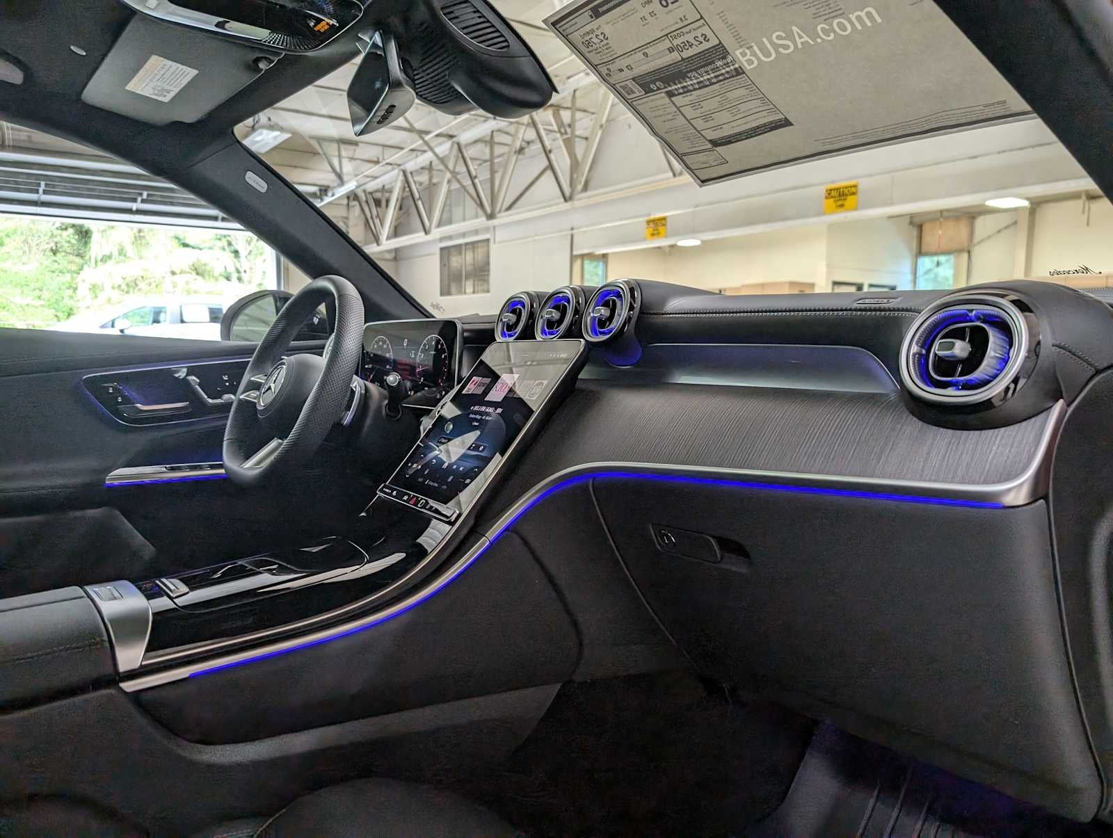 2025 Mercedes-Benz GLC GLC 300