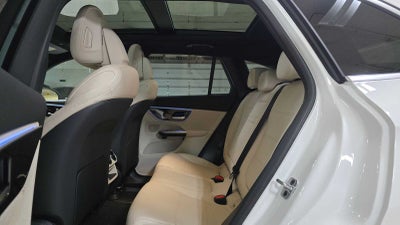 2025 Mercedes-Benz GLC GLC 300