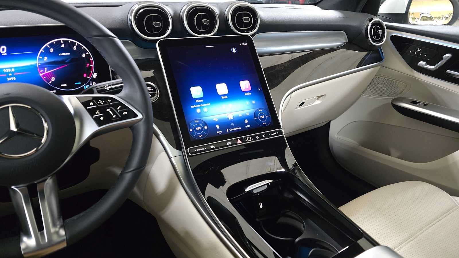 2025 Mercedes-Benz GLC GLC 300