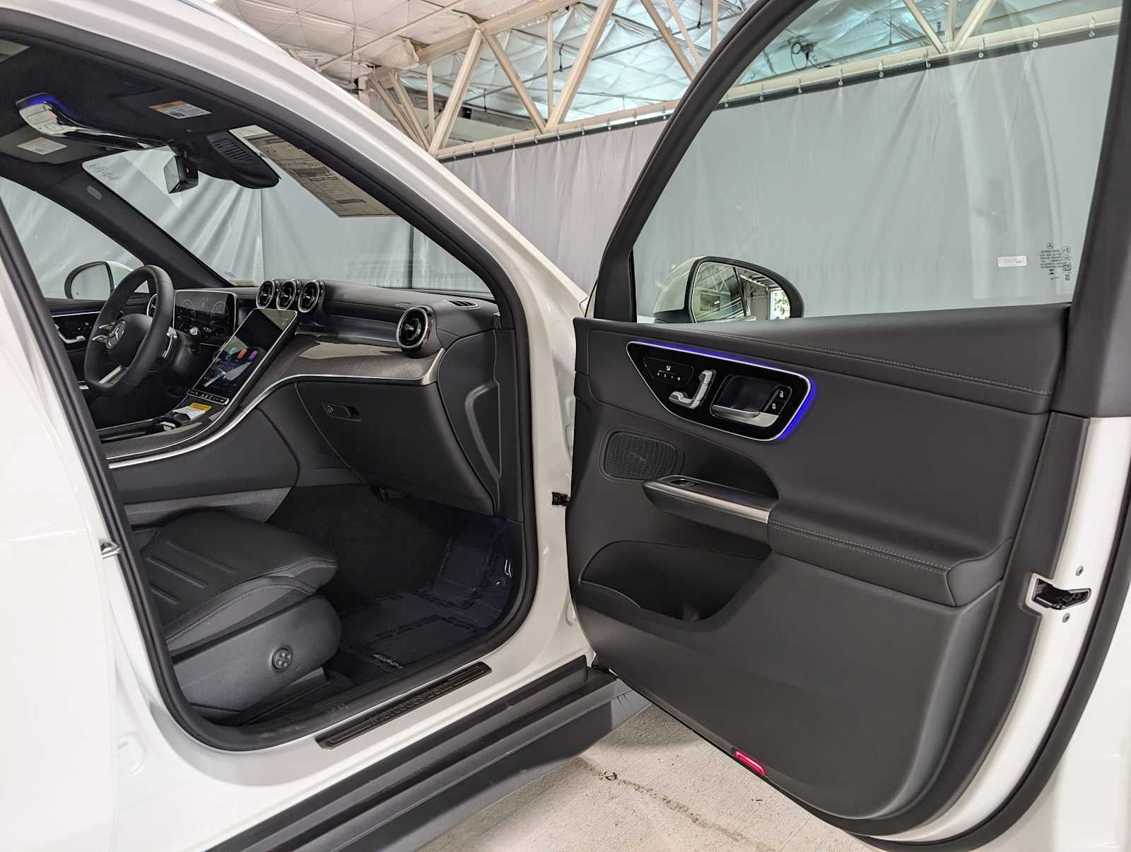 2025 Mercedes-Benz GLC GLC 300