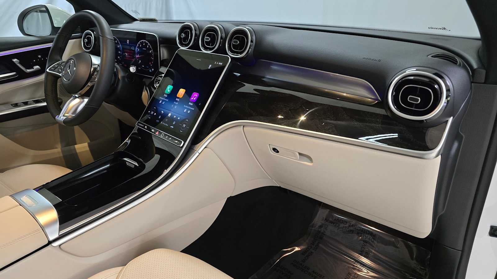 2025 Mercedes-Benz GLC GLC 300