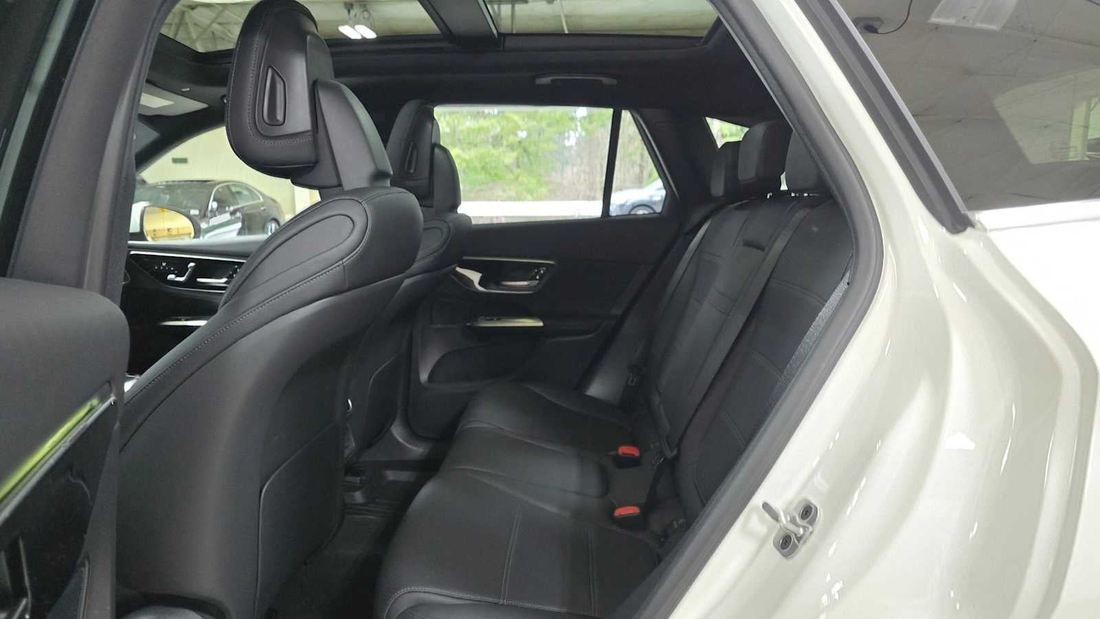 2025 Mercedes-Benz GLC GLC 300