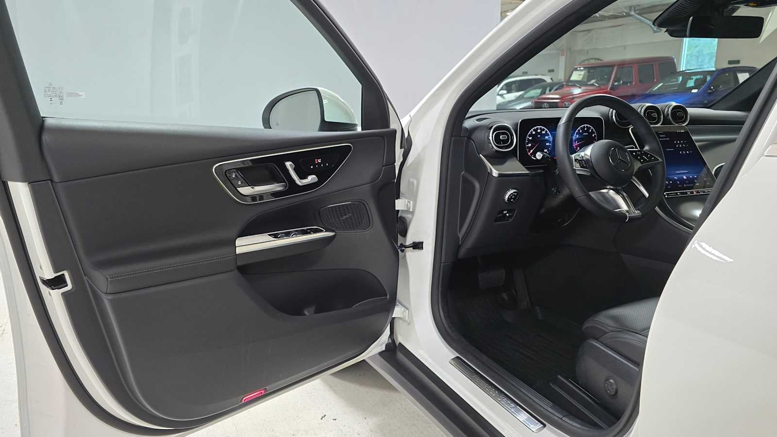 2025 Mercedes-Benz GLC GLC 300