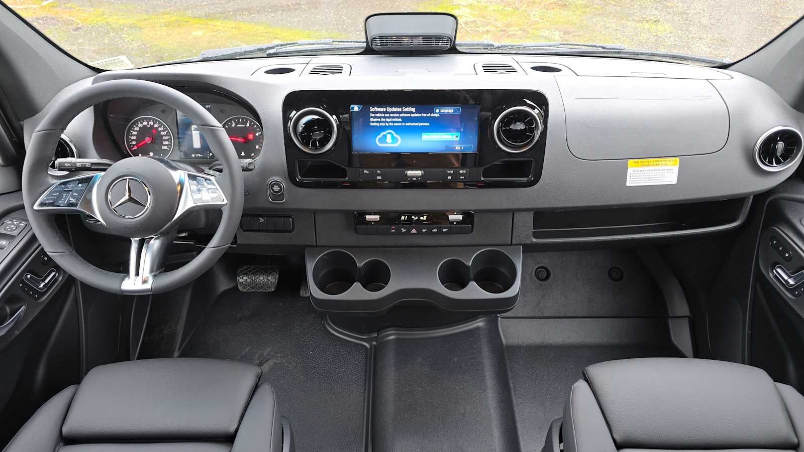 2026 Mercedes-Benz Sprinter 2500 Standard Roof I4 Diesel HO 144" AWD