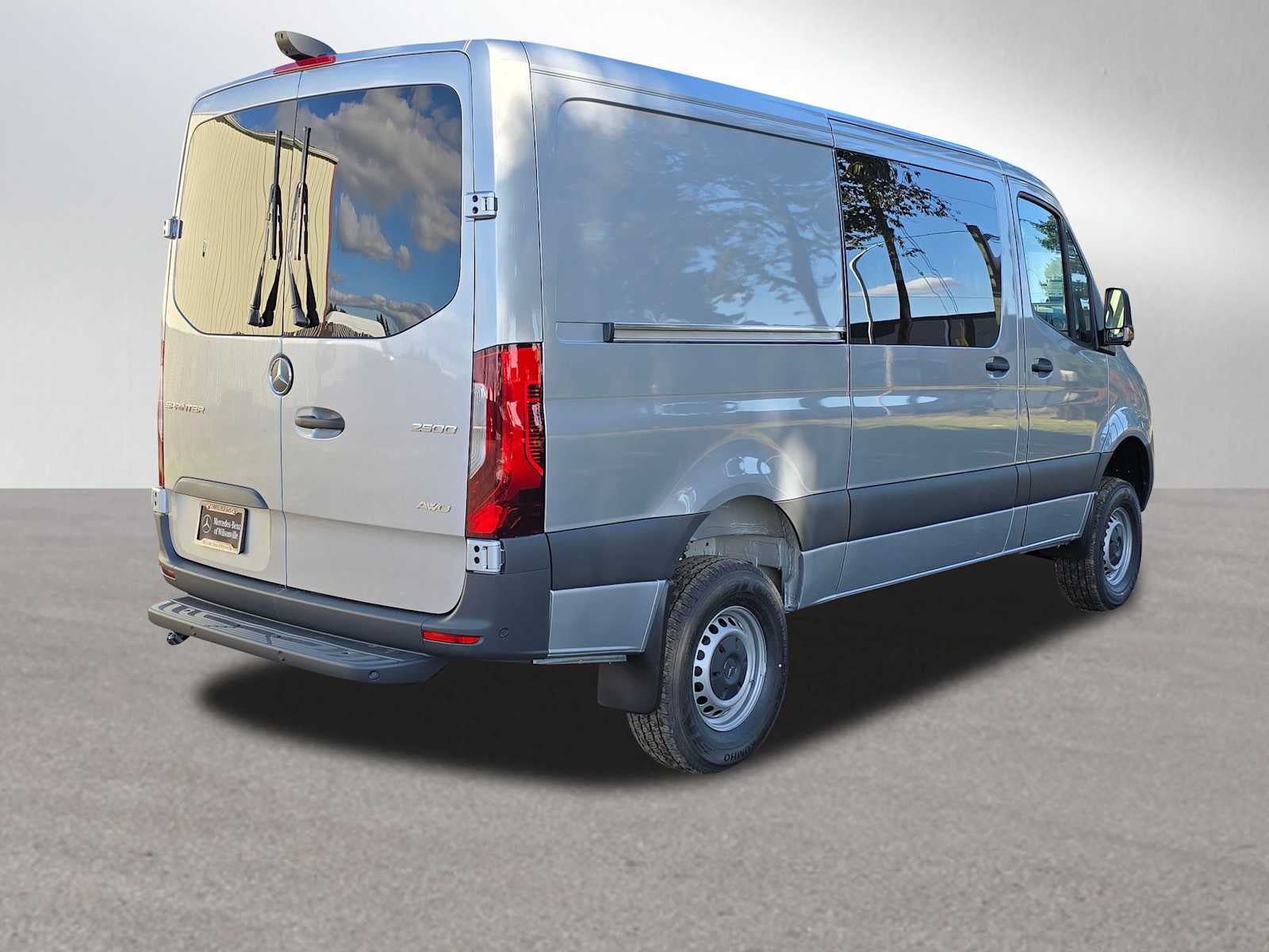 2026 Mercedes-Benz Sprinter 2500 Standard Roof I4 Diesel HO 144" AWD