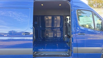 2026 Mercedes-Benz Sprinter 2500 Standard Roof I4 Diesel HO 144" AWD