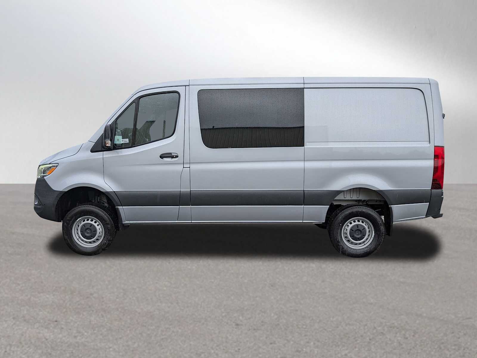 2026 Mercedes-Benz Sprinter 2500 Standard Roof I4 Diesel HO 144" AWD