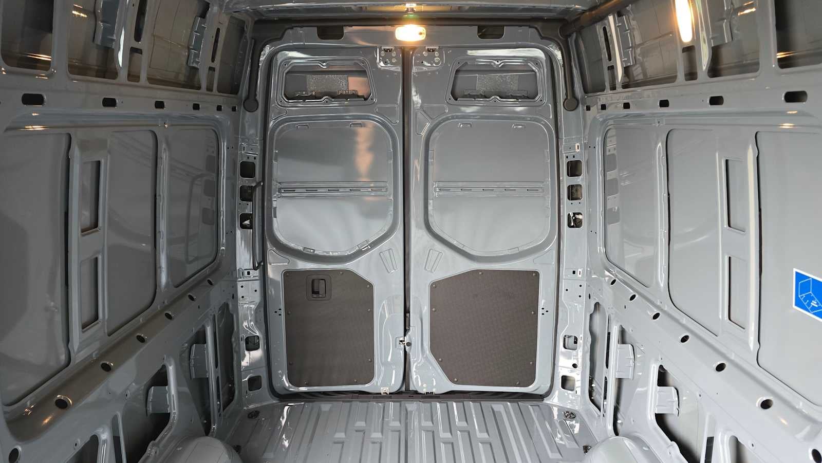 2026 Mercedes-Benz Sprinter 2500 Standard Roof I4 Diesel HO 144" AWD