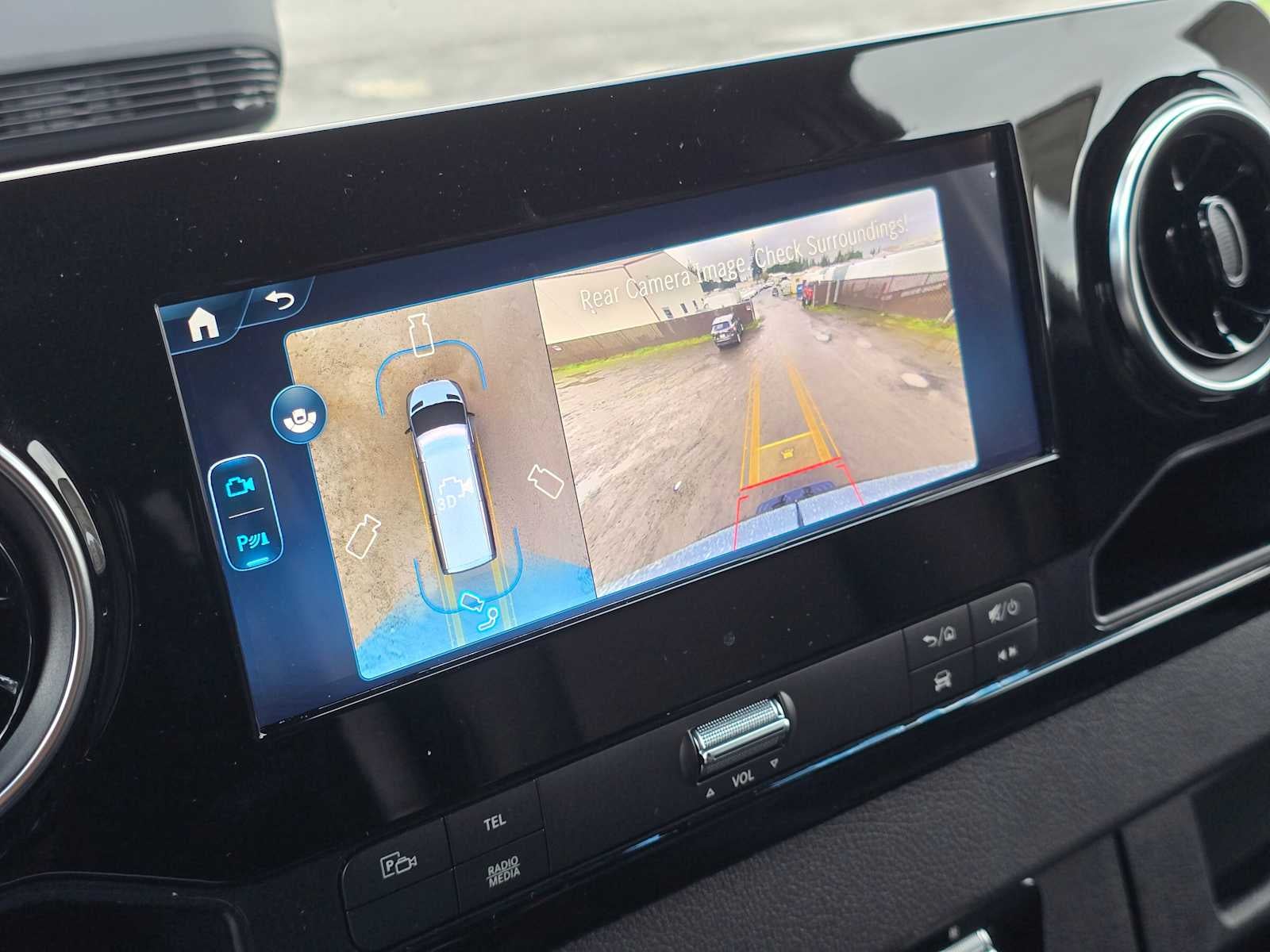 2026 Mercedes-Benz Sprinter 2500 Standard Roof I4 Diesel HO 144" AWD